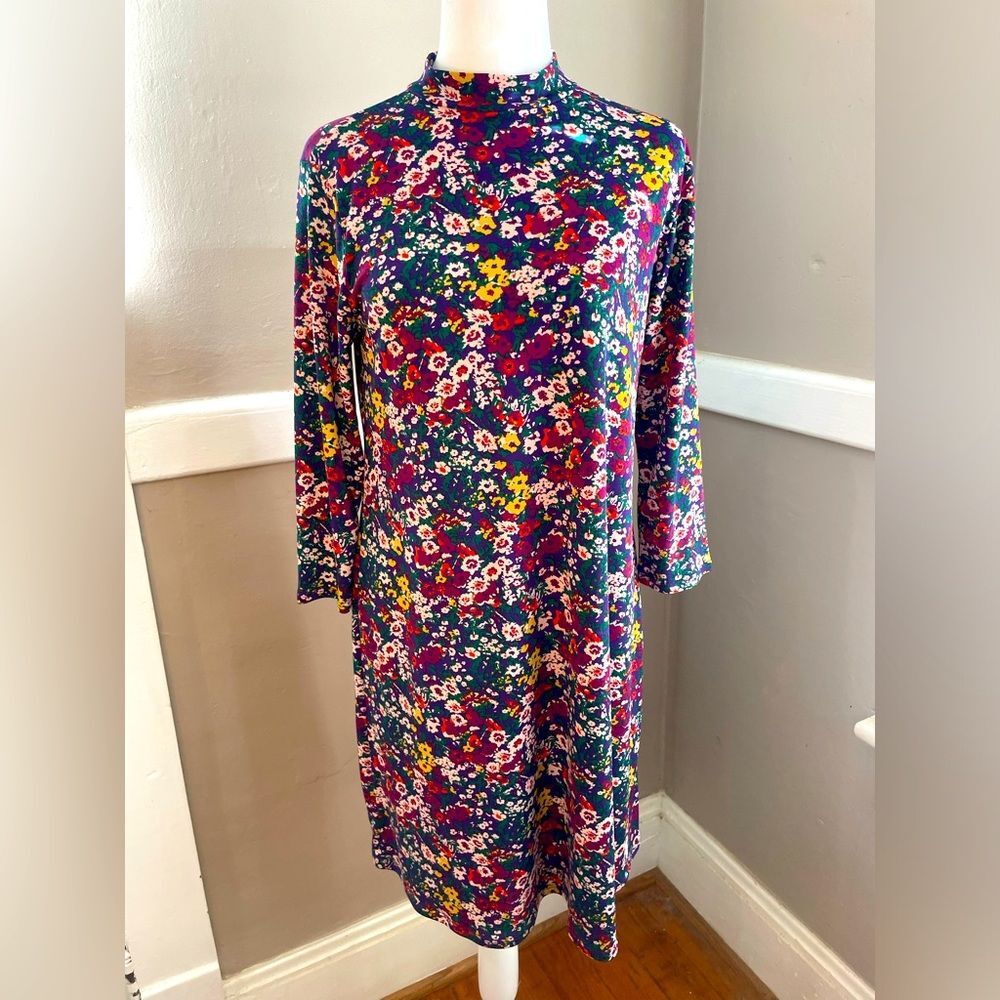 Peach Love California NWOT size Medium Colorful floral mock neck dress